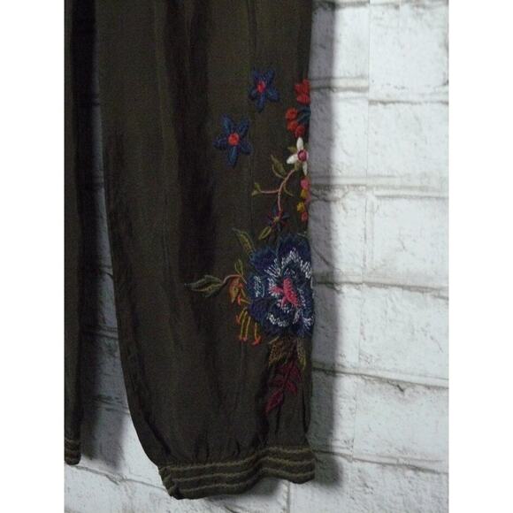 $220 Johnny Was Olive Green Embroidered Margo Satin Jogger Pants Small NEW - Picture 5 of 10